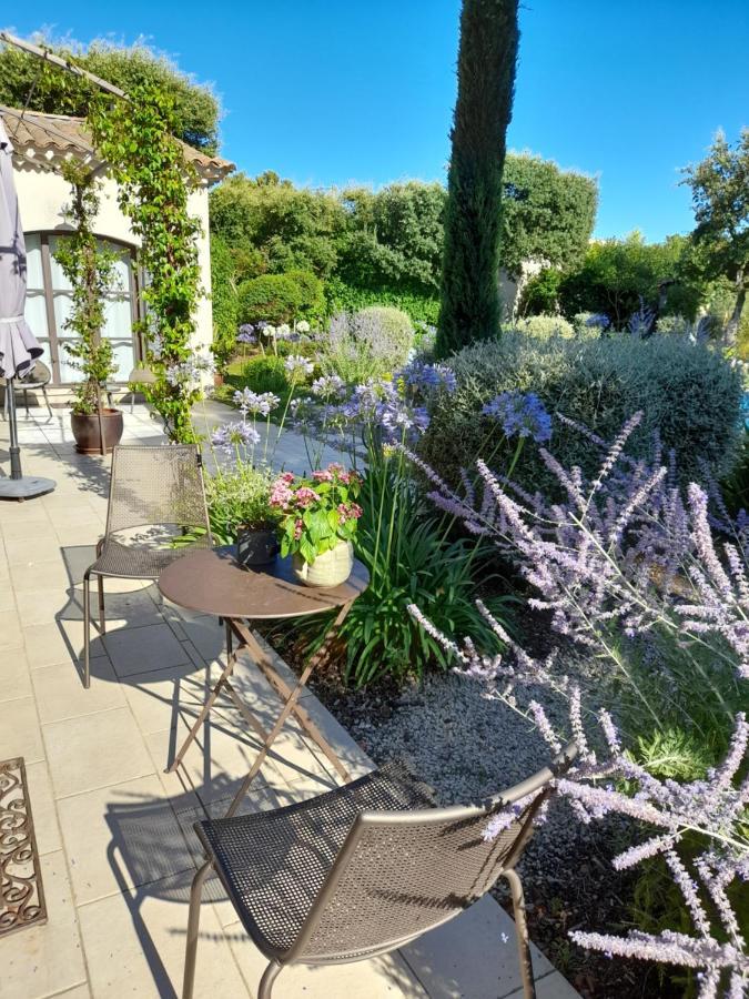 La Mathilde Bed & Breakfast Villeneuve-les-Avignon Exterior photo